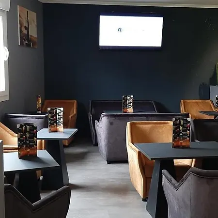 Martinez Hotel 2*