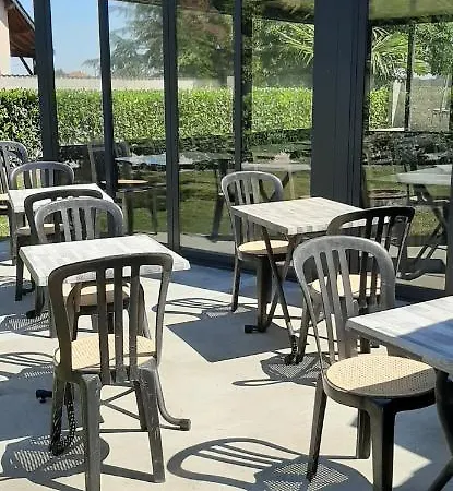 Martinez Hotel 2*