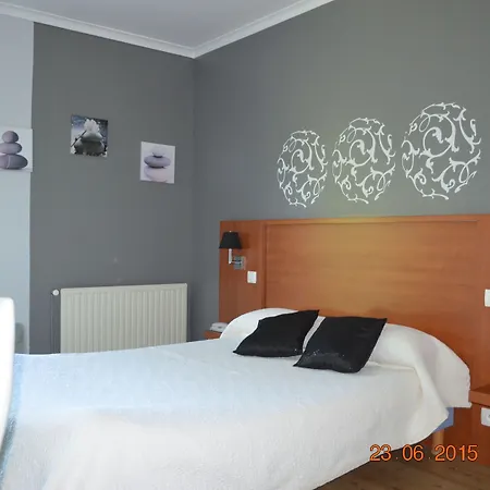 Hotel Martinez Grenay