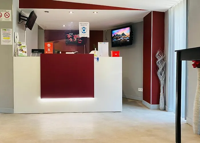 Hotel Martinez 2*