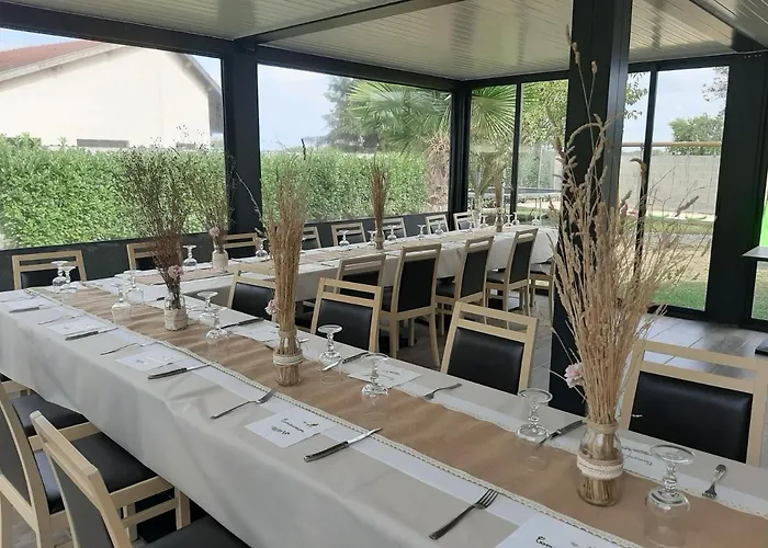 Hotel Martinez Grenay
