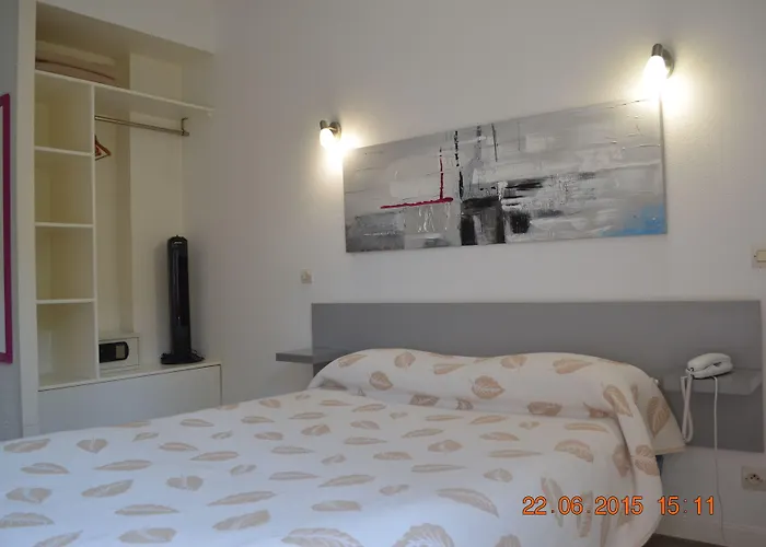 Martinez Hotel Grenay