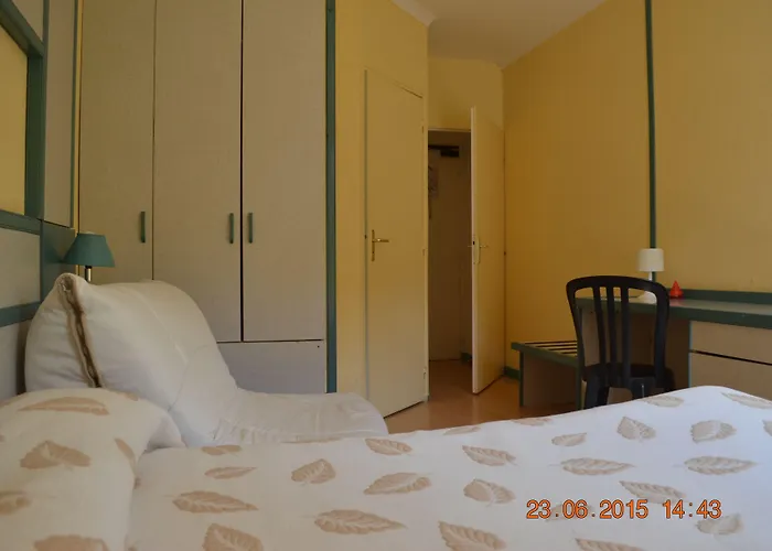Martinez Hotel 2*