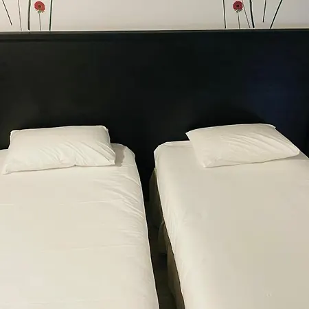 Hotel Martinez