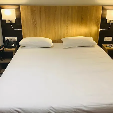 Martinez Hotel Grenay