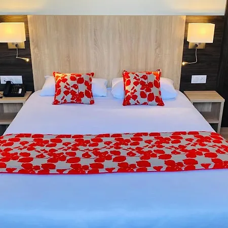 Hotel Martinez